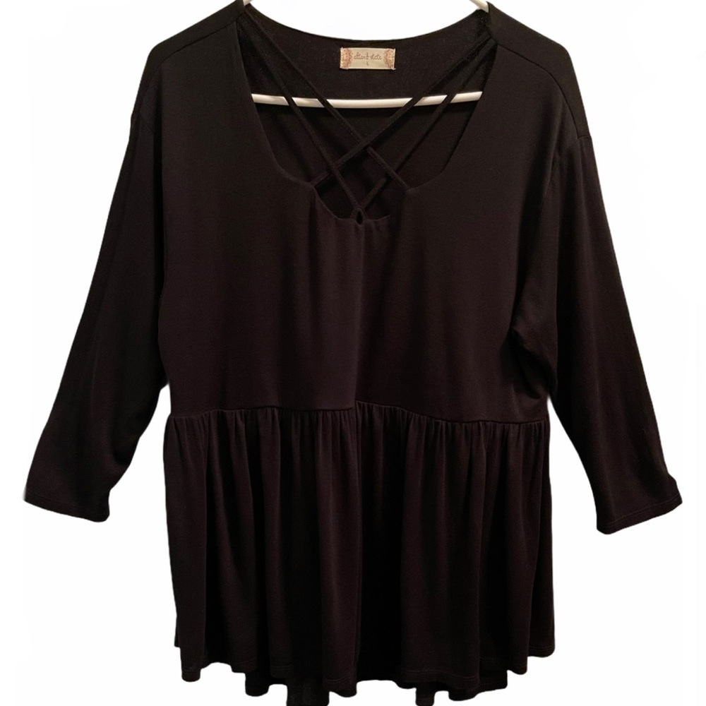 Altar’d State Chris Cross Blouse Size large